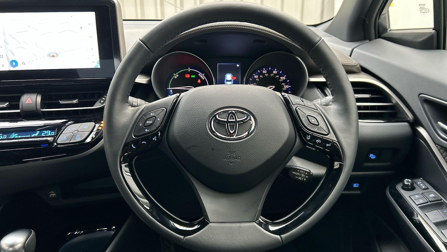 Used Toyota C-HR 2023 for sale - 76456841: Photo 14