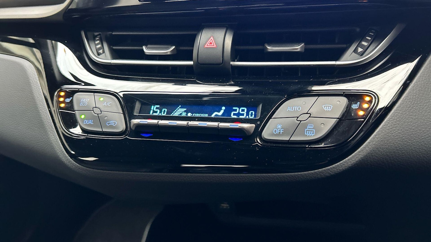 Used Toyota C-HR 2023 for sale - 76456841: Photo 31