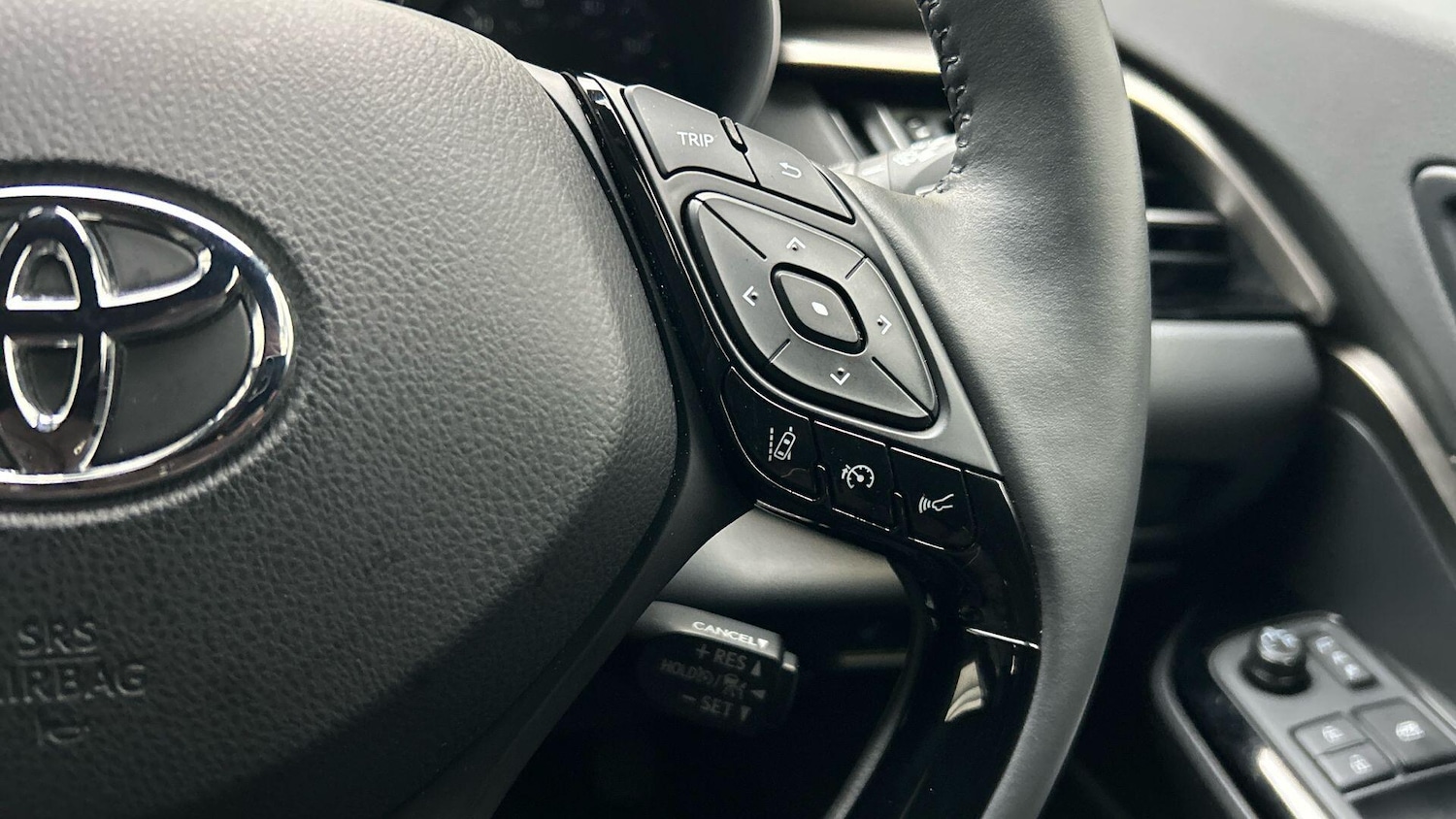 Used Toyota C-HR 2023 for sale - 76456841: Photo 43