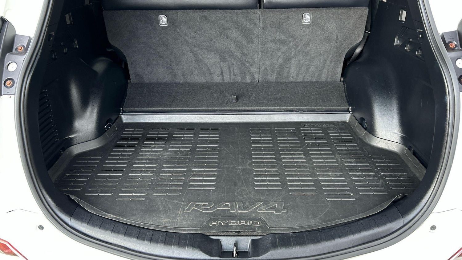 Used Toyota RAV4 2019 for sale - 77783763: Photo 18