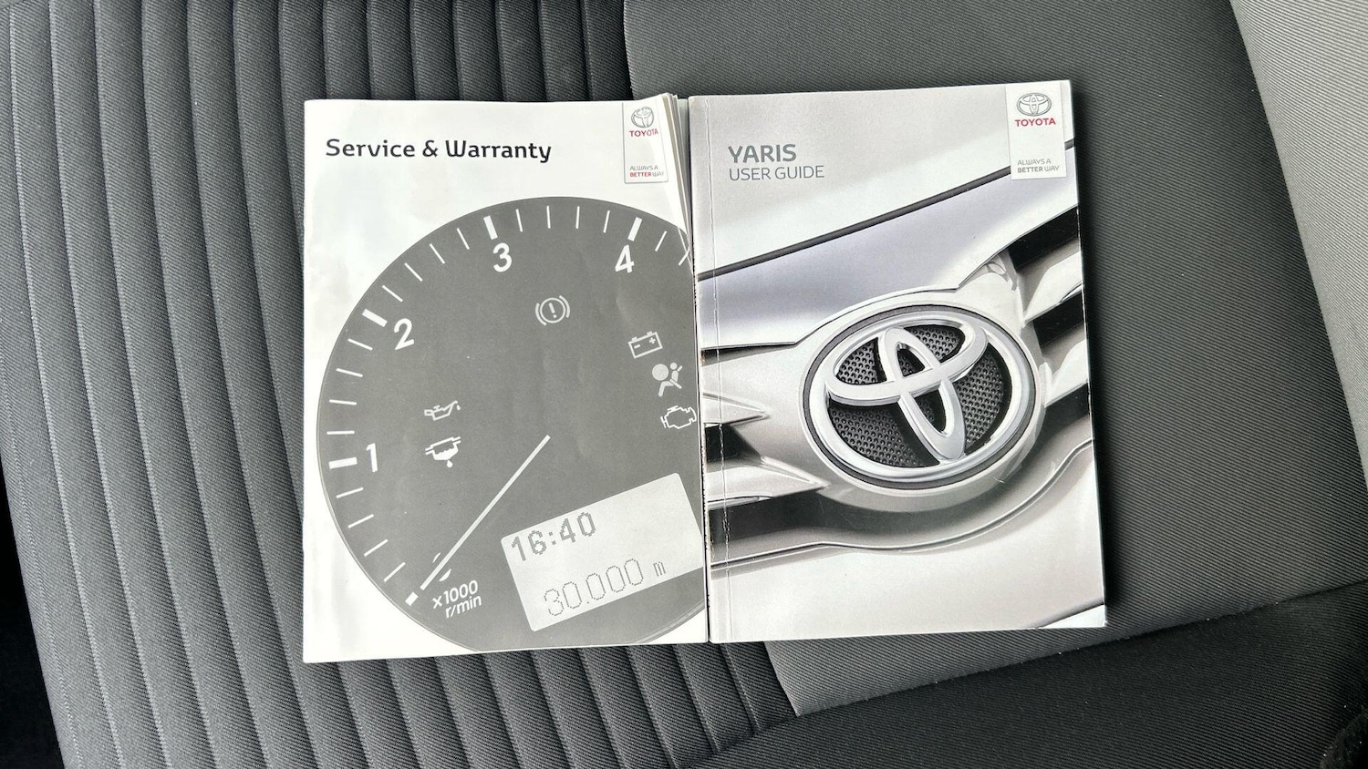 Used Toyota Yaris 2017 for sale - 76138604: Photo 44