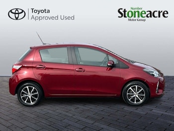 Used Toyota Yaris 2017 for sale - 76138604: Photo 4