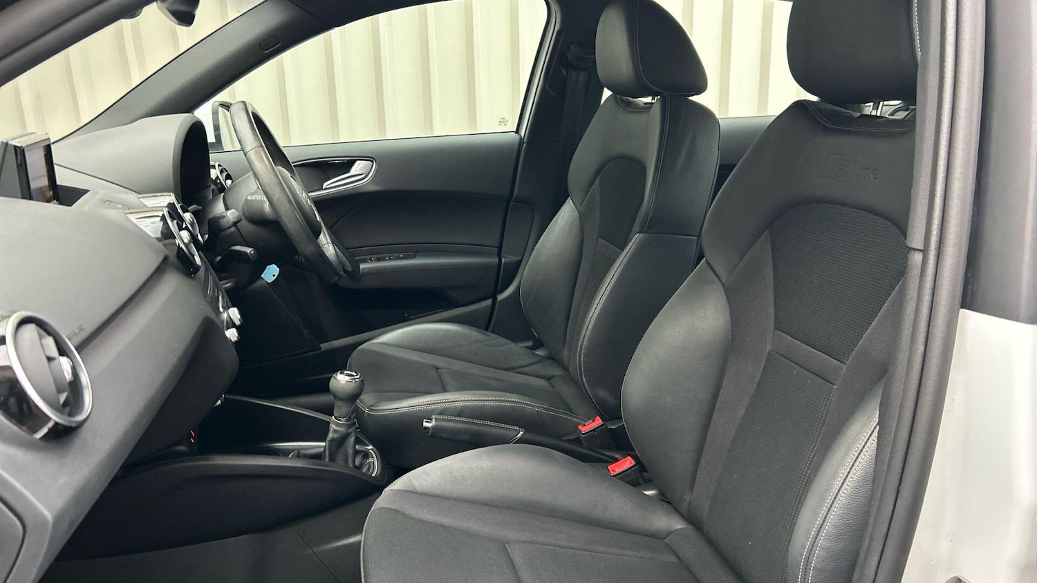 Used Audi A1 2016 for sale - 76551123: Photo 14