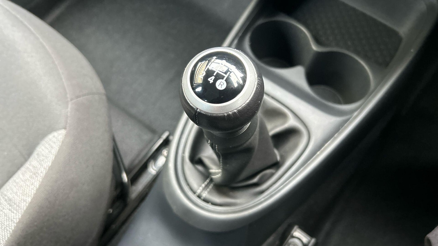 Used Toyota Aygo X 2023 for sale - 76715550: Photo 30