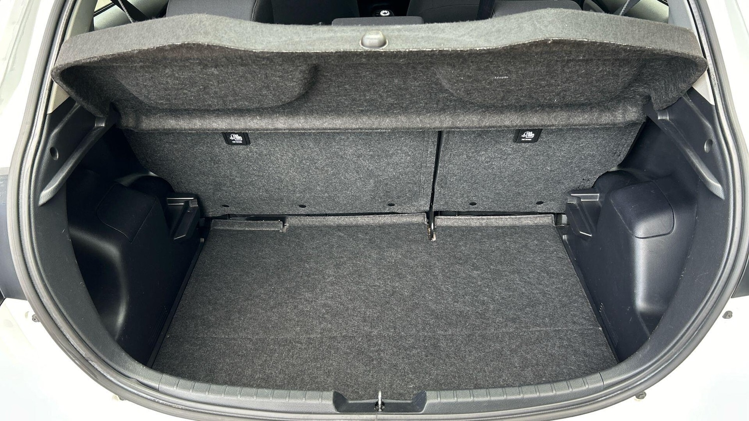 Used Toyota Yaris 2017 for sale - 77646415: Photo 17