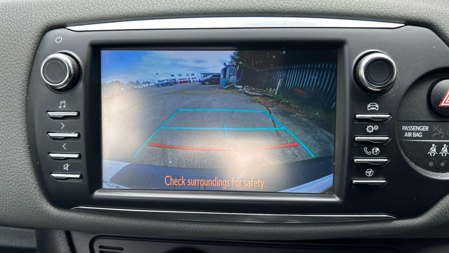 Used Toyota Yaris 2017 for sale - 77646415: Photo 19