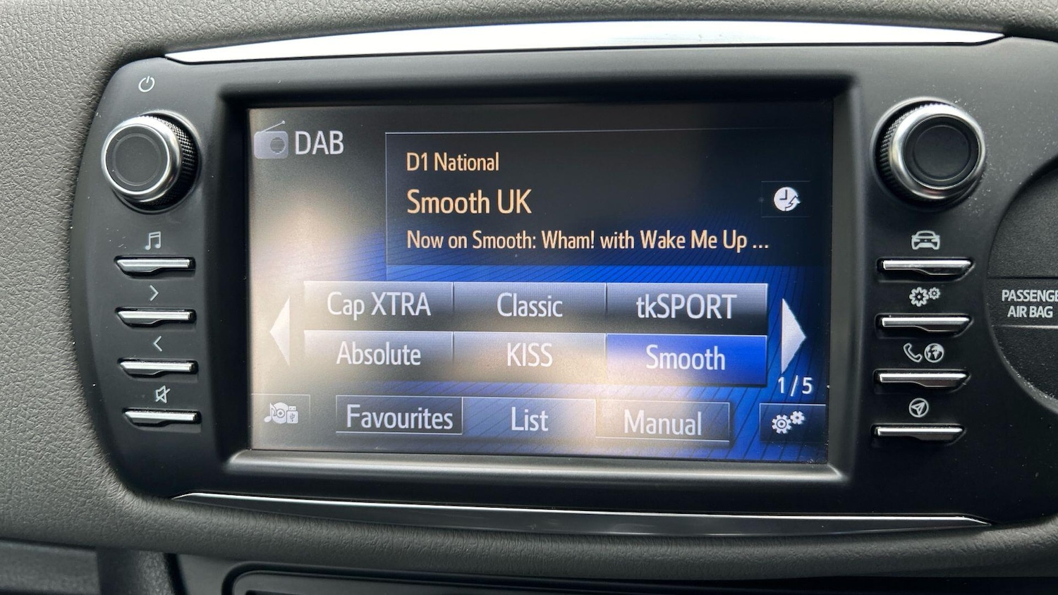 Used Toyota Yaris 2017 for sale - 77646415: Photo 22