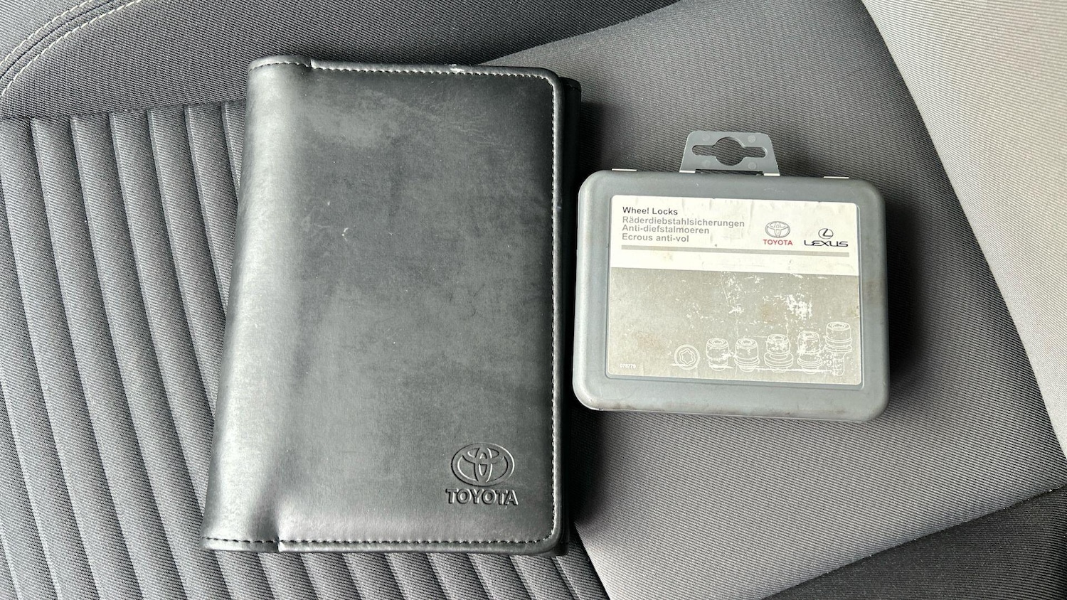 Used Toyota Yaris 2017 for sale - 77646415: Photo 40