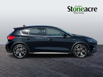 Used Ford Focus 2021 for sale - 78334249: Photo