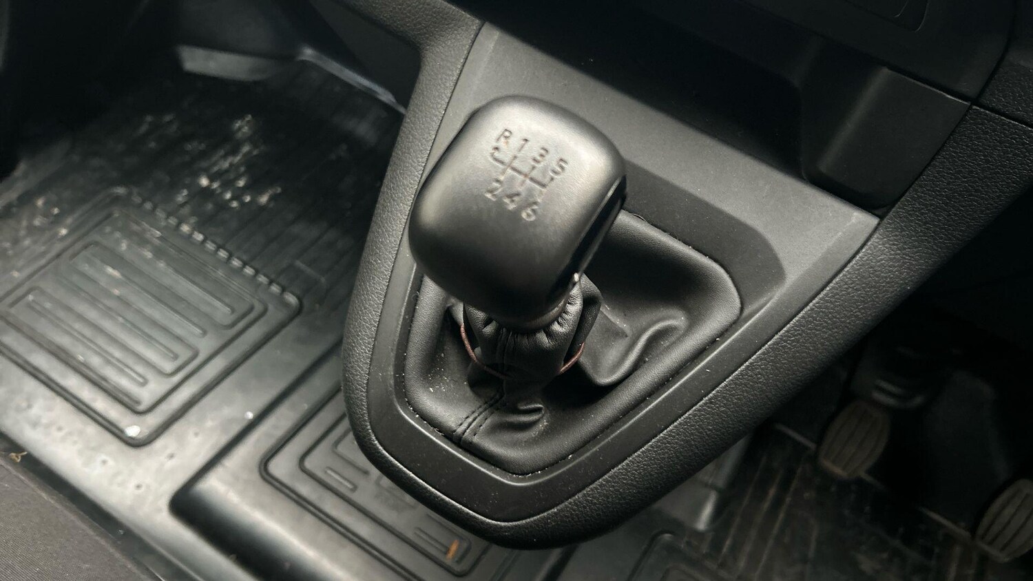 Used Toyota ProAce 2023 for sale - 76612824: Photo 36