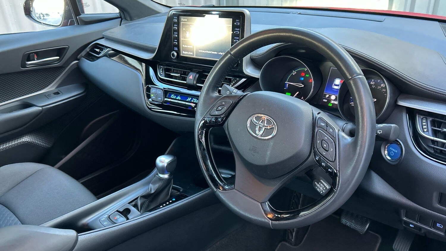 Used Toyota C-HR 2023 for sale - 76832124: Photo 10