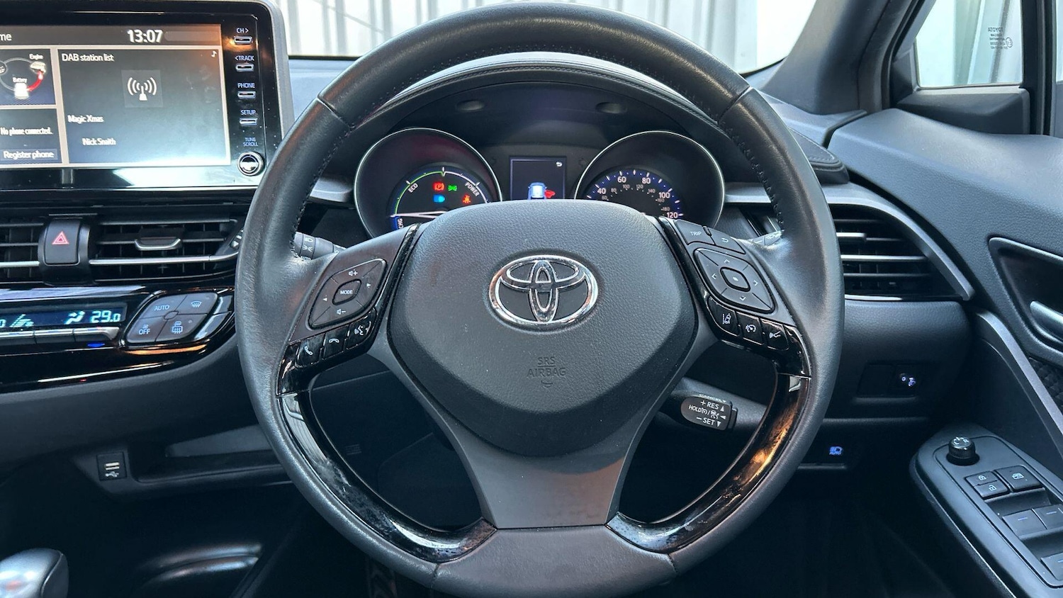 Used Toyota C-HR 2023 for sale - 76832124: Photo 12