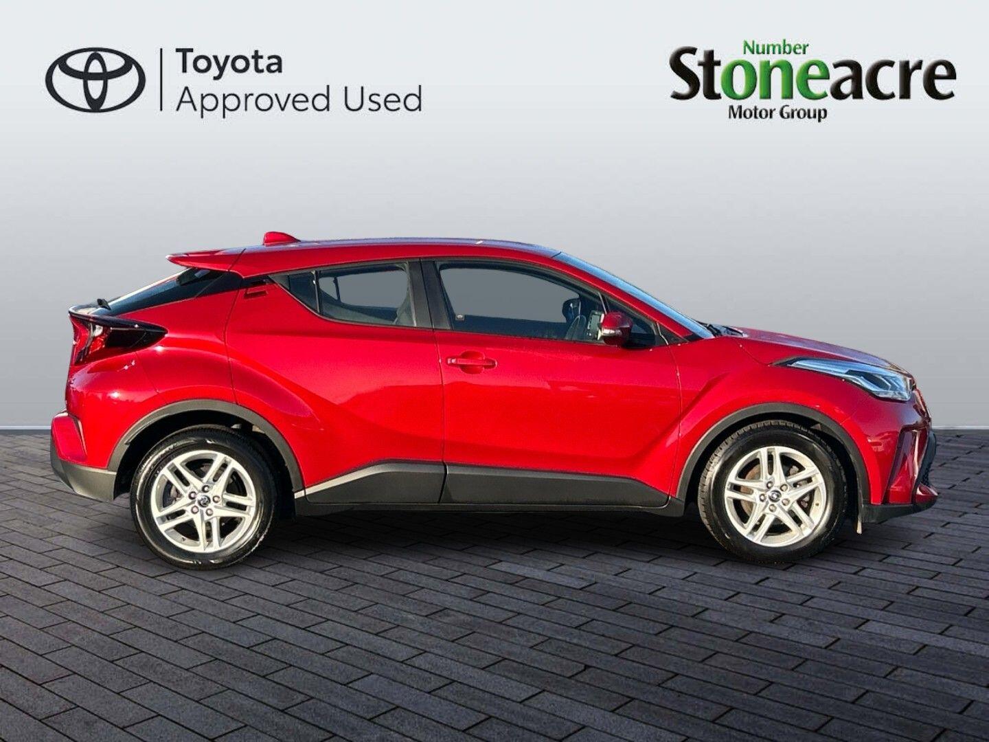 Used Toyota C-HR 2023 for sale - 76832124: Photo 2