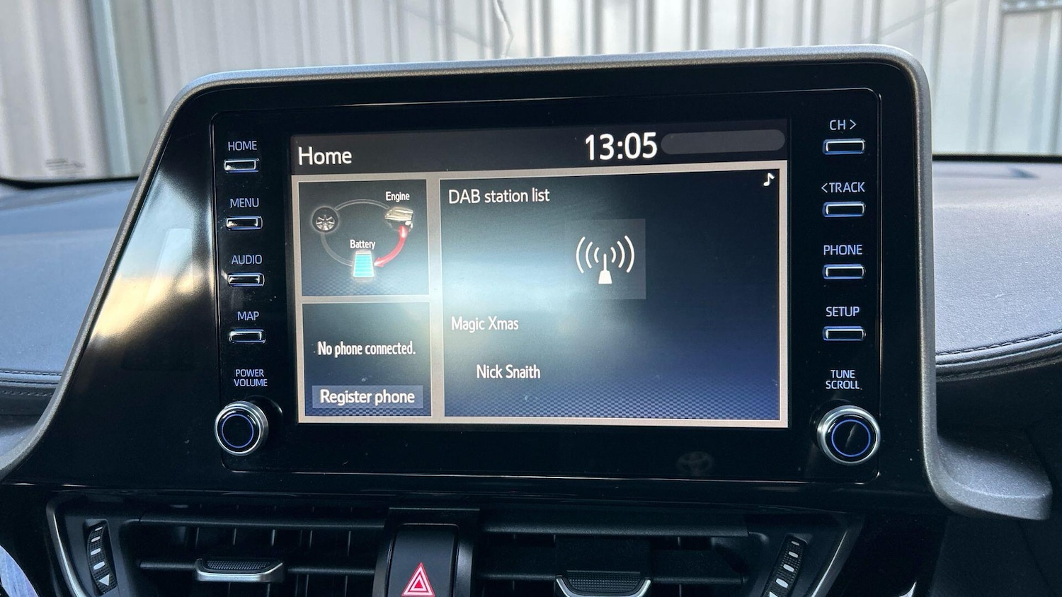 Used Toyota C-HR 2023 for sale - 76832124: Photo 25