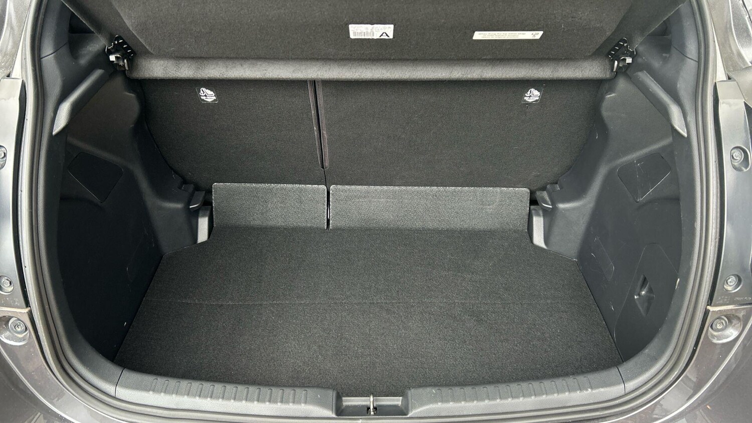 Used Toyota Yaris 2022 for sale - 77939598: Photo 18