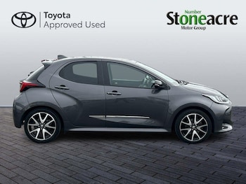 Used Toyota Yaris 2022 for sale - 77939598: Photo
