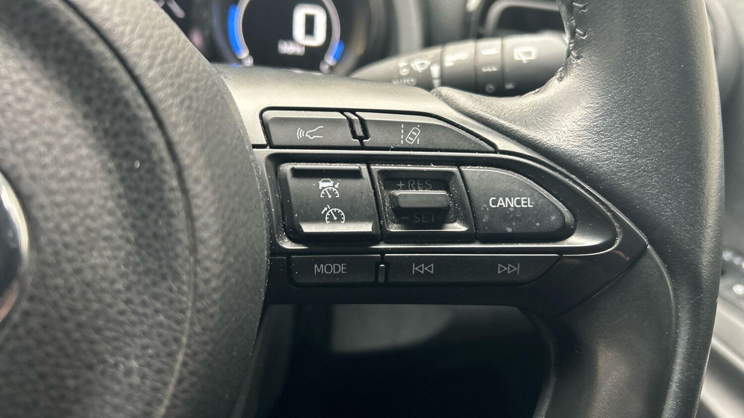 Used Toyota Yaris 2022 for sale - 77939598: Photo 37