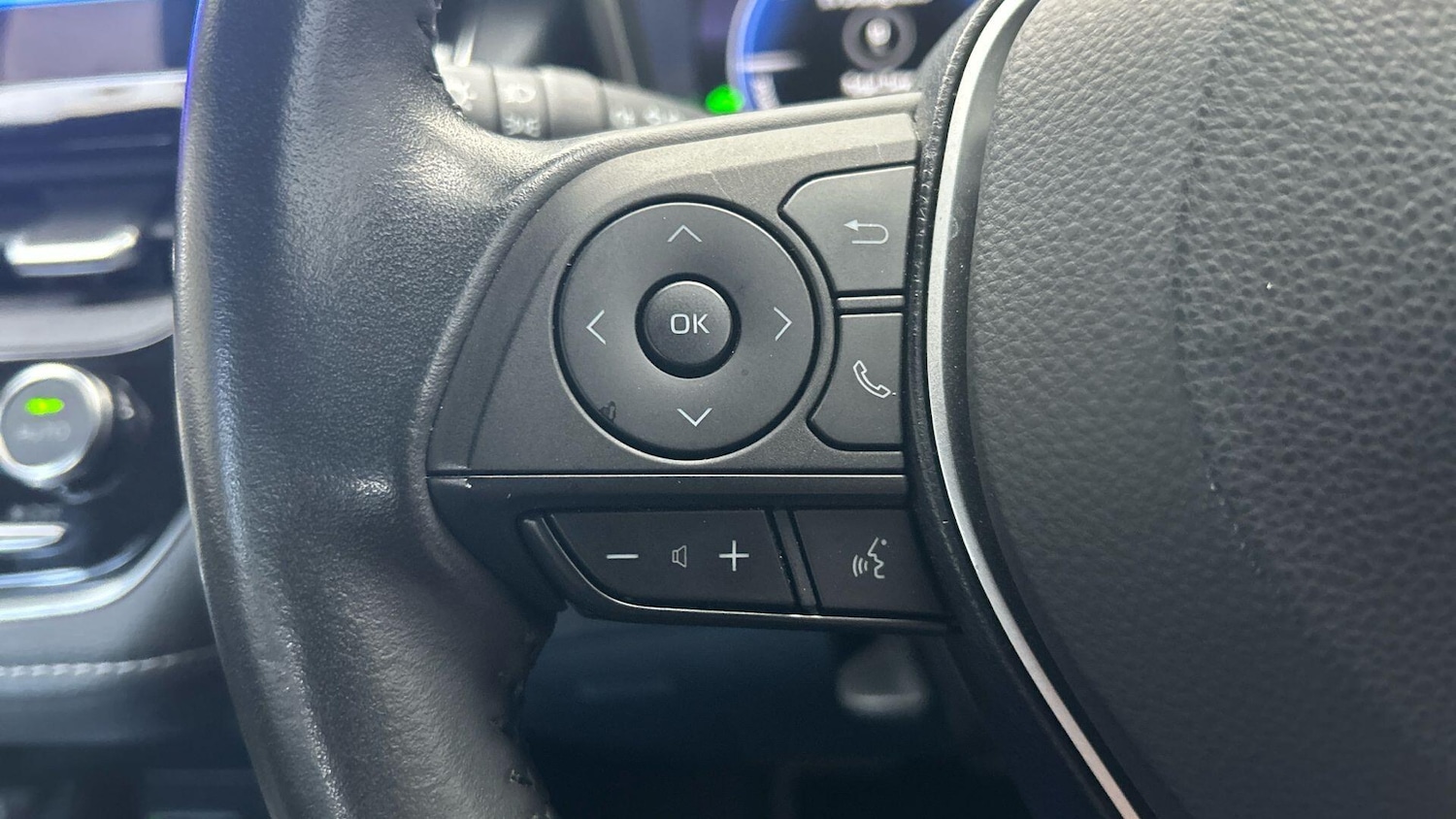 Used Toyota Corolla for sale - 77321064: Photo 38