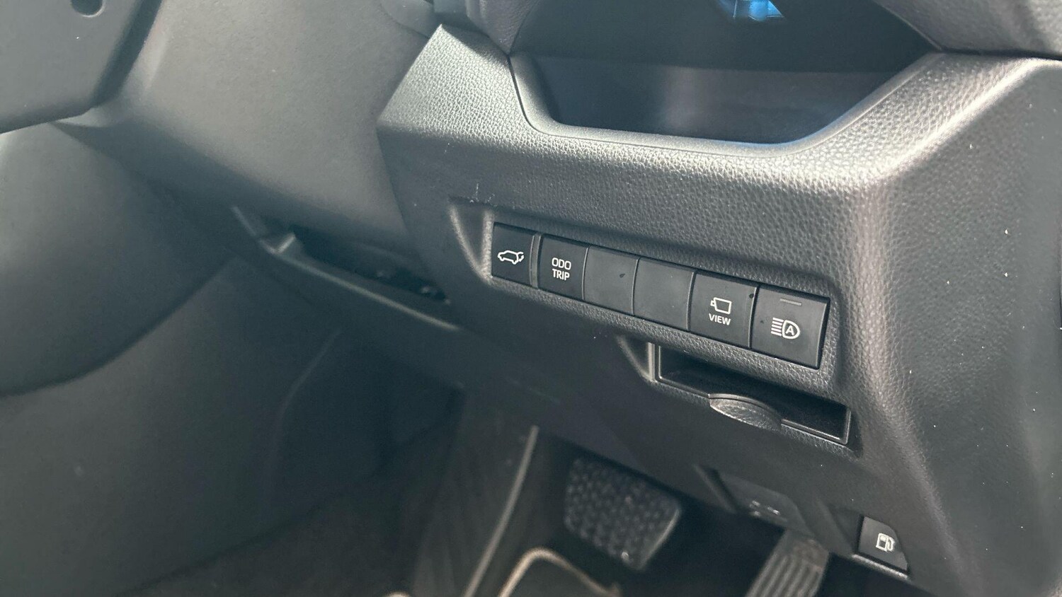 Used Toyota RAV4 for sale - 77454954: Photo 40