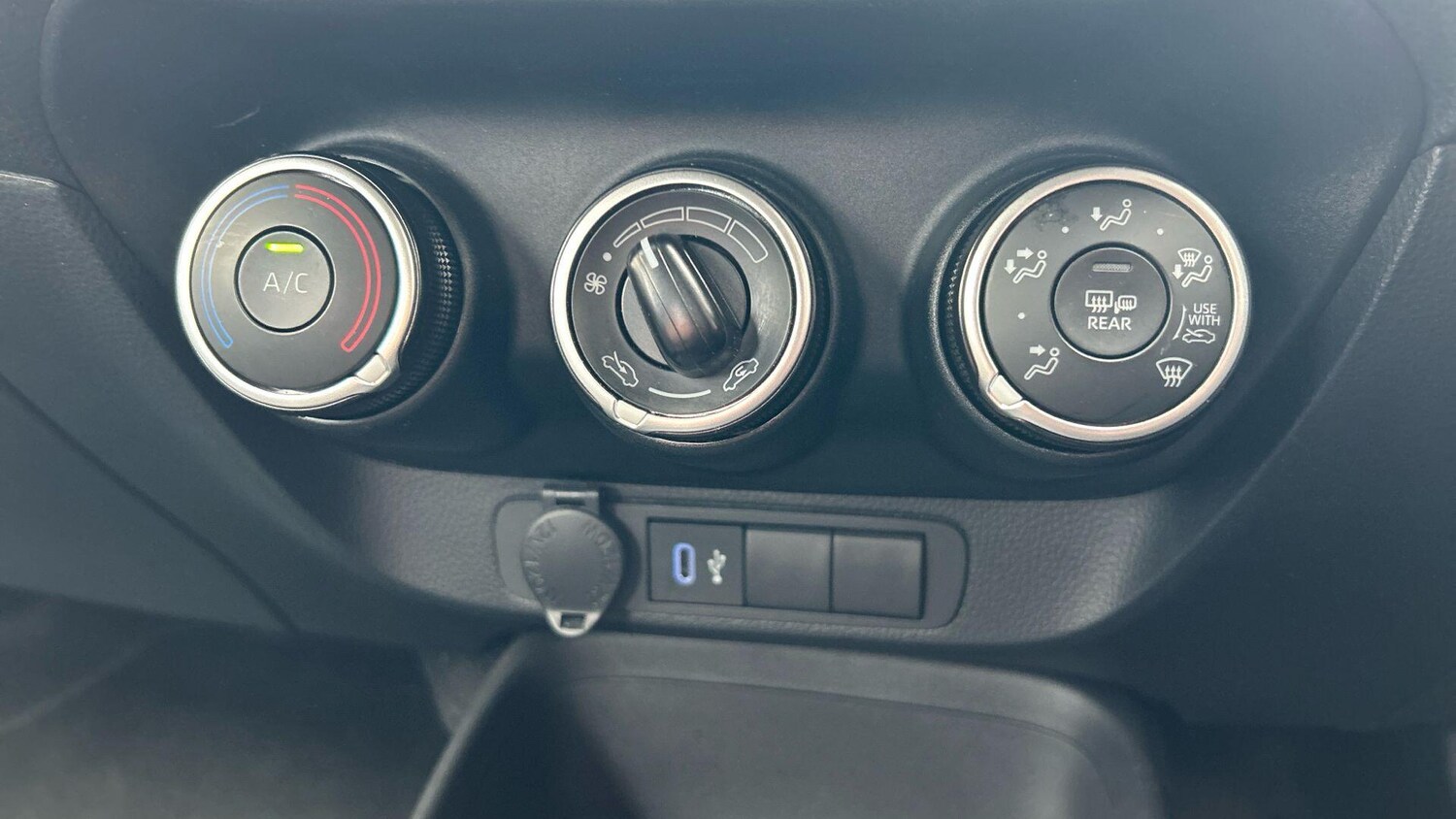 Used Toyota Aygo X 2024 for sale - 77940600: Photo 28