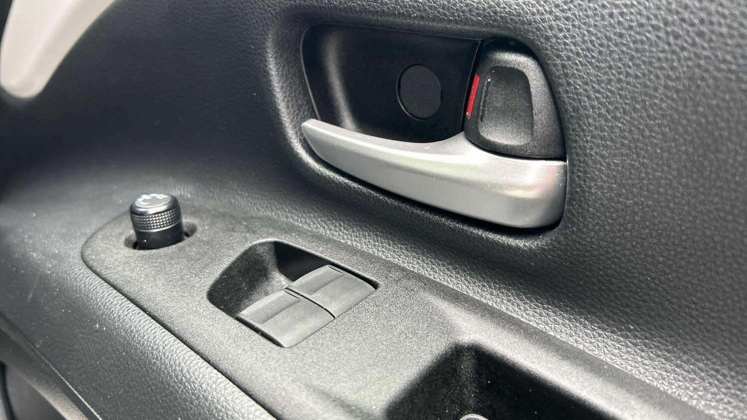 Used Toyota Aygo X 2024 for sale - 77940600: Photo 32