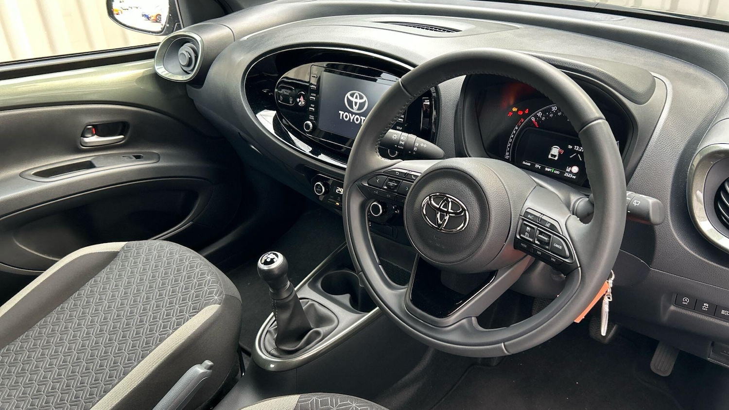 Used Toyota Aygo X 2023 for sale - 76109894: Photo 12