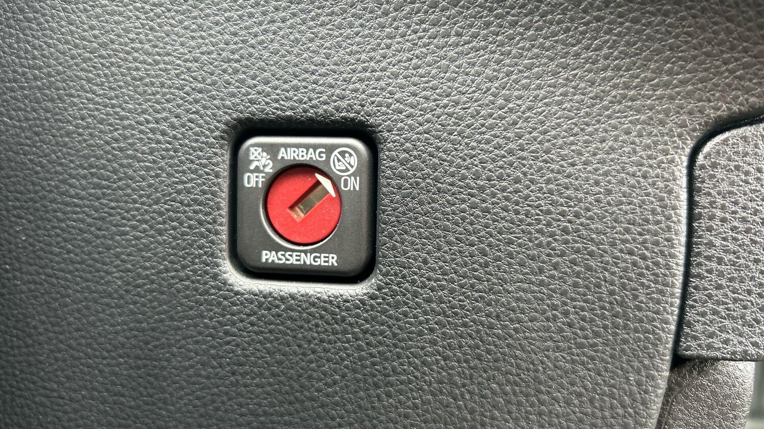 Used Toyota Aygo X 2023 for sale - 76109894: Photo 38