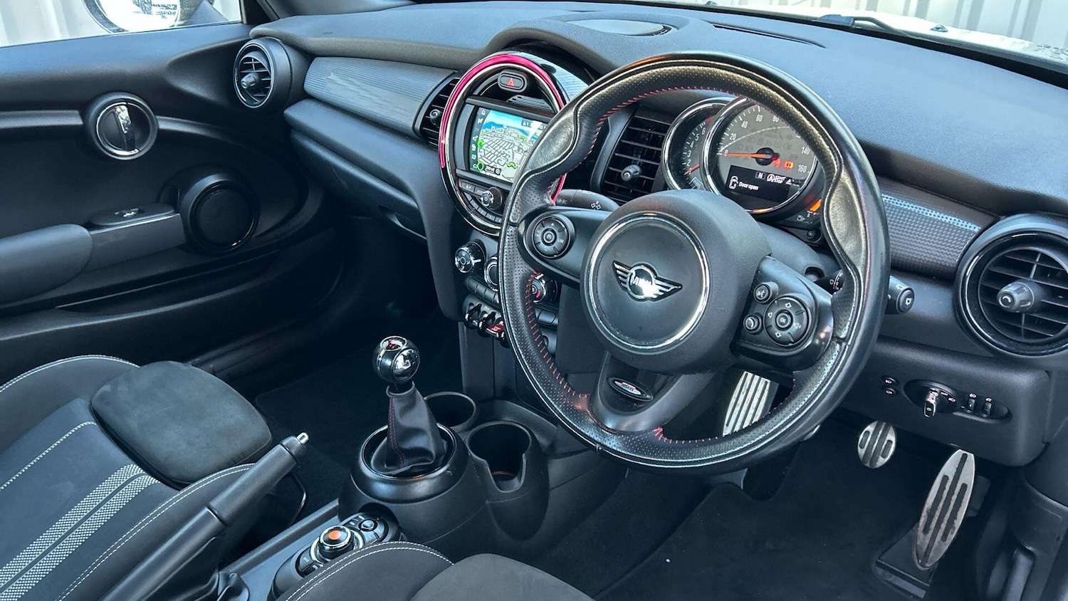 Used MINI Hatch 2018 for sale - 77267186: Photo 10