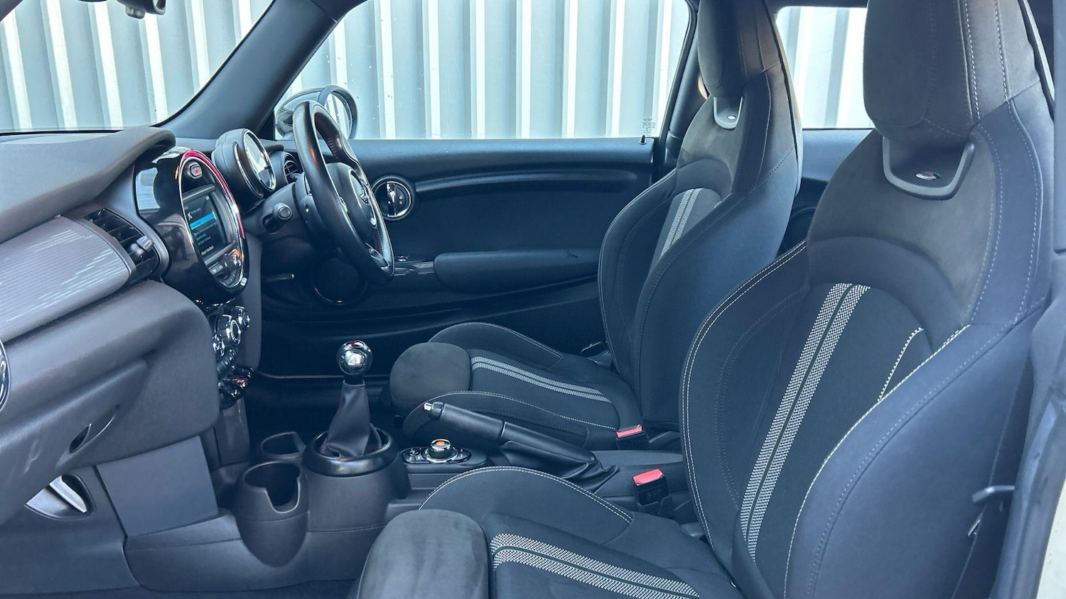 Used MINI Hatch 2018 for sale - 77267186: Photo 14