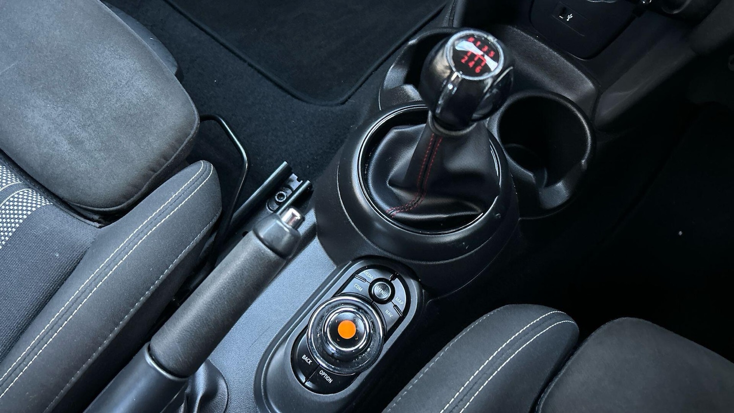 Used MINI Hatch 2018 for sale - 77267186: Photo 32