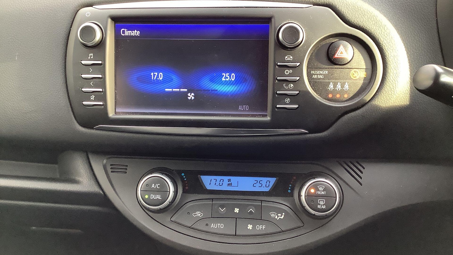 Used Toyota Yaris 2019 for sale - 76336600: Photo 24