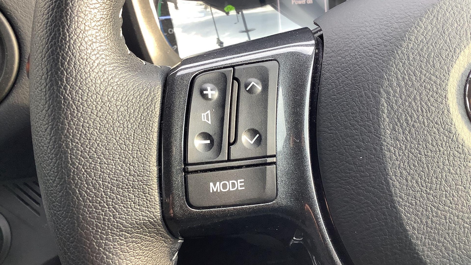 Used Toyota Yaris 2019 for sale - 76336600: Photo 32
