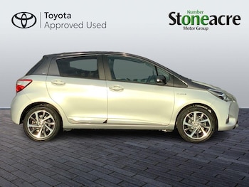Used Toyota Yaris 2019 for sale - 76336600: Photo