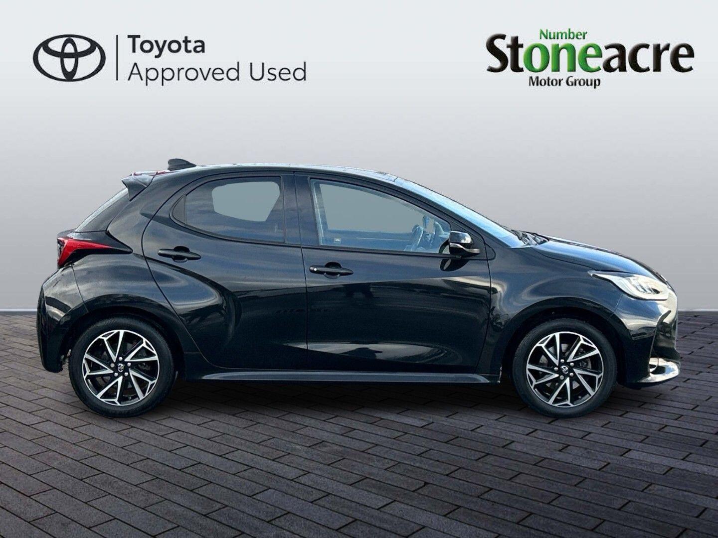 Used Toyota Yaris 2023 for sale - 76646127: Photo 2