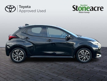 Used Toyota Yaris 2023 for sale - 76646127: Photo