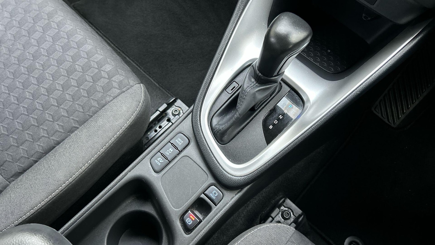 Used Toyota Yaris 2023 for sale - 76646127: Photo 30