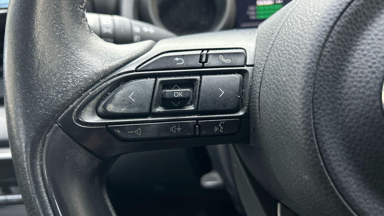 Used Toyota Yaris 2023 for sale - 76646127: Photo 33