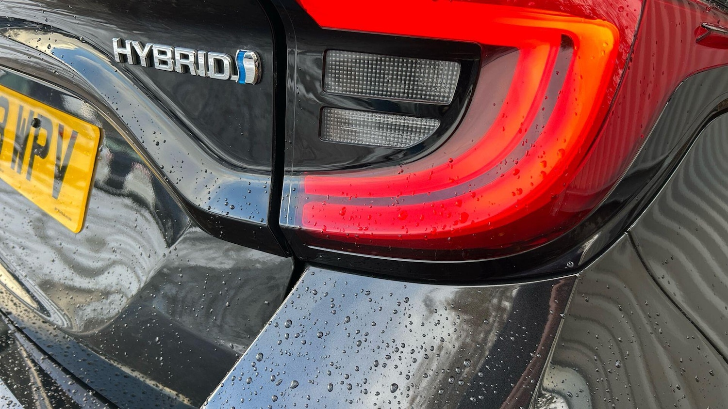 Used Toyota Yaris 2023 for sale - 76646127: Photo 43