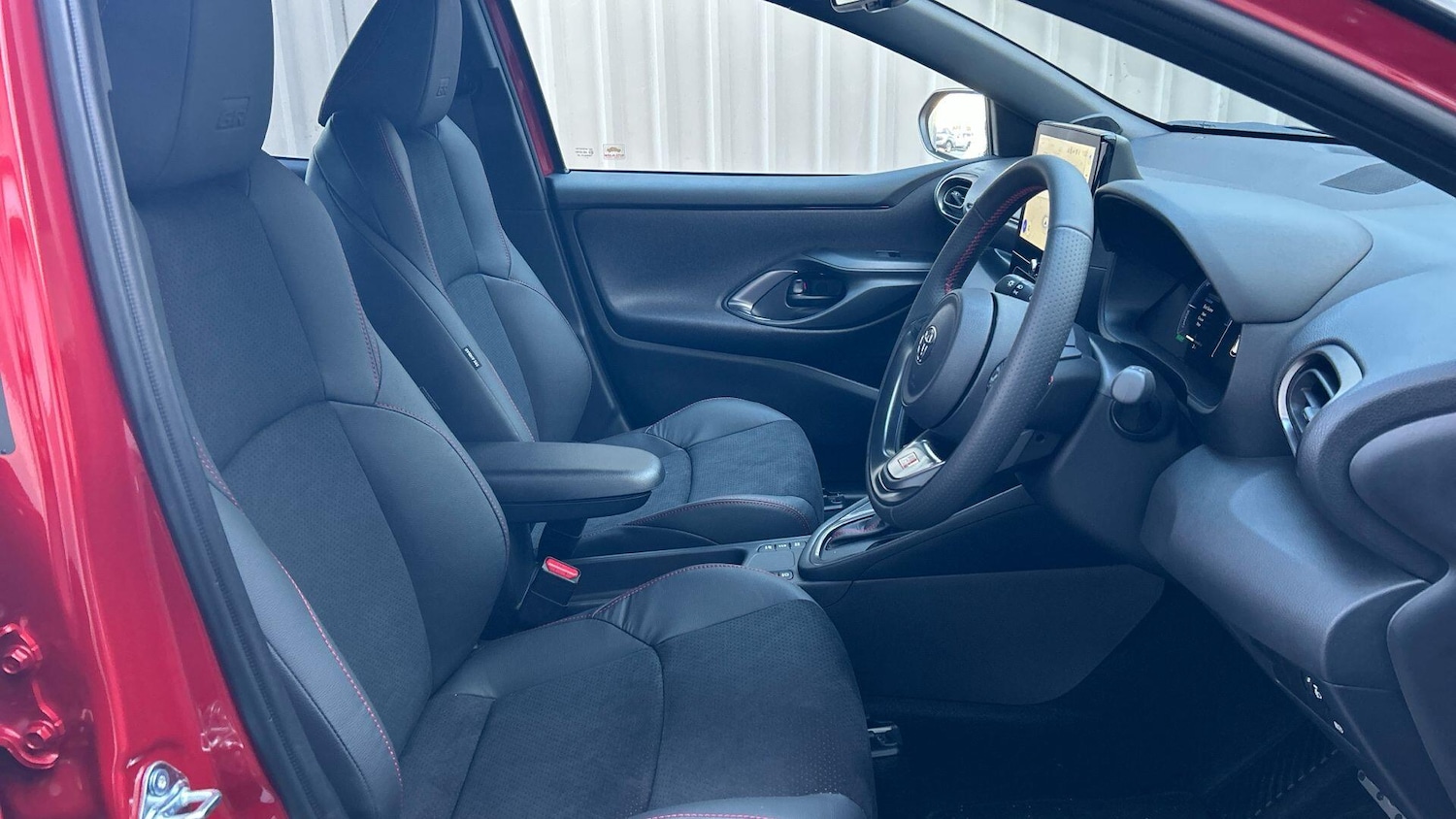 Used Toyota Yaris 2025 for sale - 76899337: Photo 15