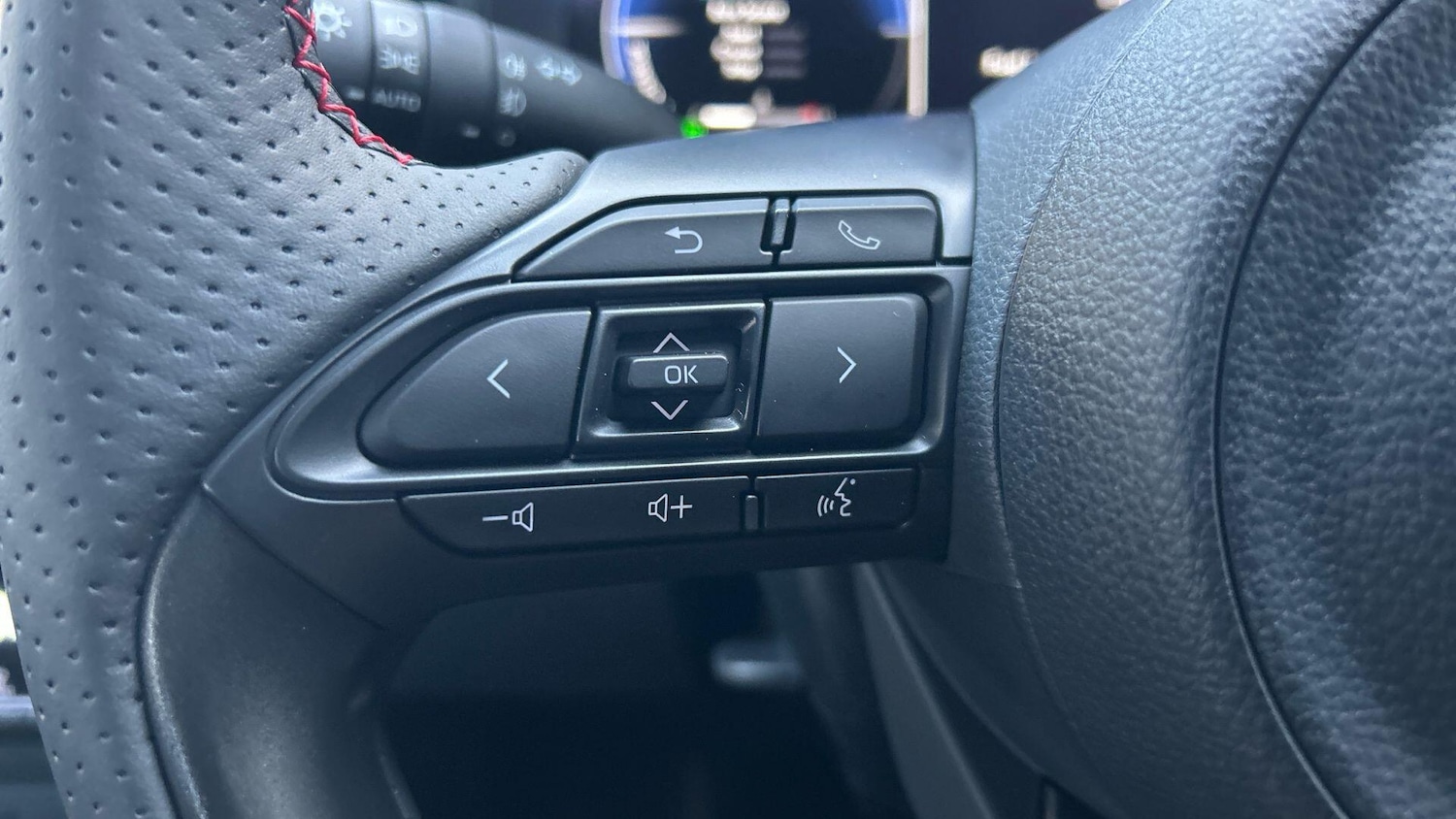 Used Toyota Yaris 2025 for sale - 76899337: Photo 35