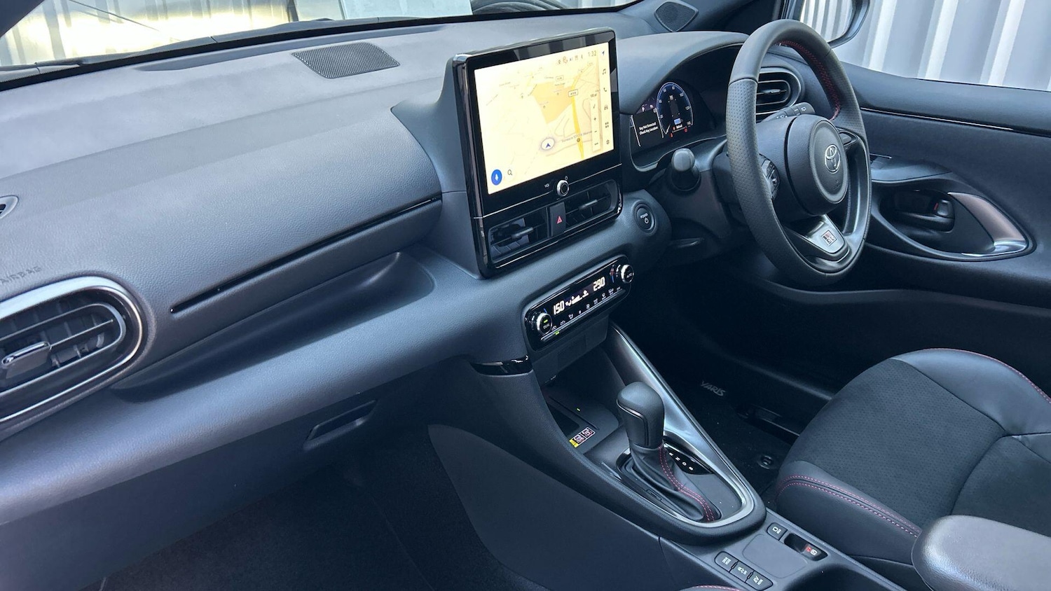 Used Toyota Yaris 2025 for sale - 76899337: Photo 41