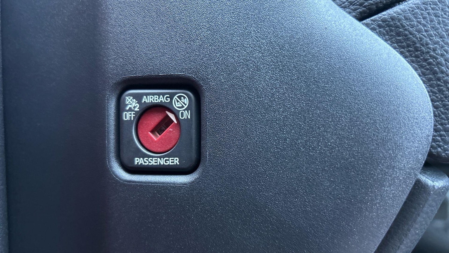 Used Toyota Yaris 2025 for sale - 76899337: Photo 42