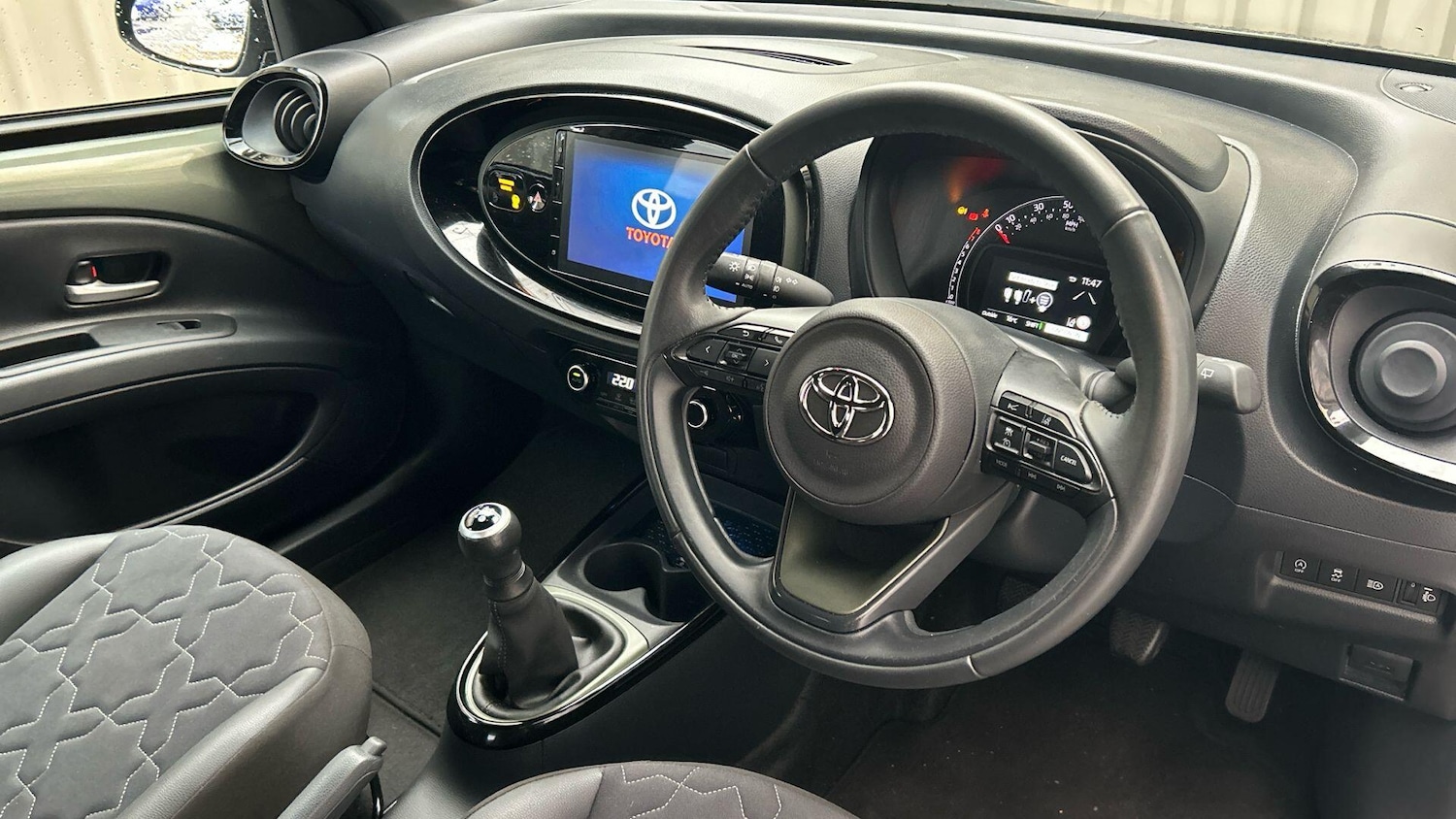 Used Toyota Aygo X 2023 for sale - 76485516: Photo 12