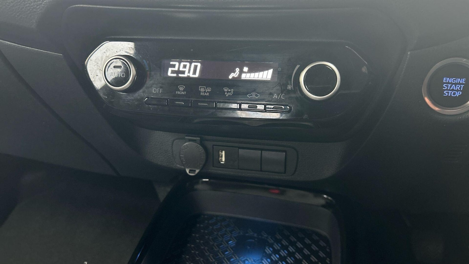 Used Toyota Aygo X 2023 for sale - 76485516: Photo 33