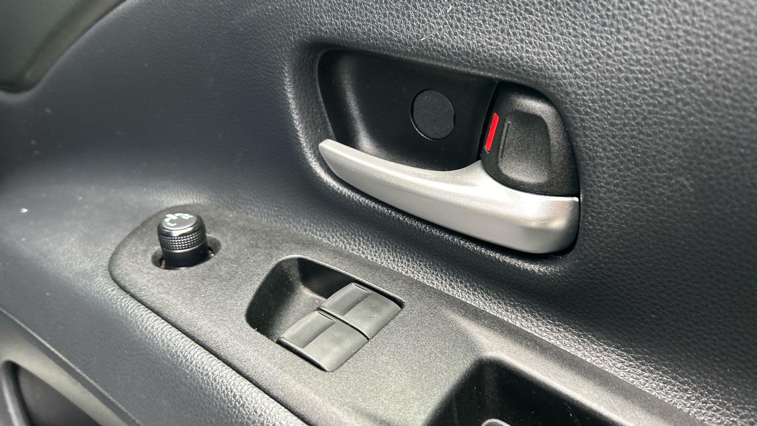 Used Toyota Aygo X 2023 for sale - 76485516: Photo 40