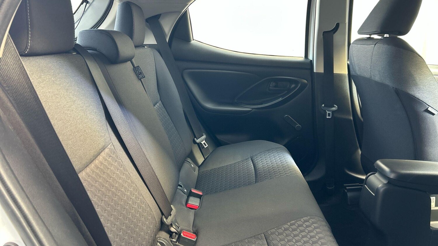 Used Toyota Yaris 2023 for sale - 77939596: Photo 16