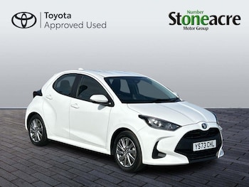 Used Toyota Yaris 2023 for sale - 77939596: Photo