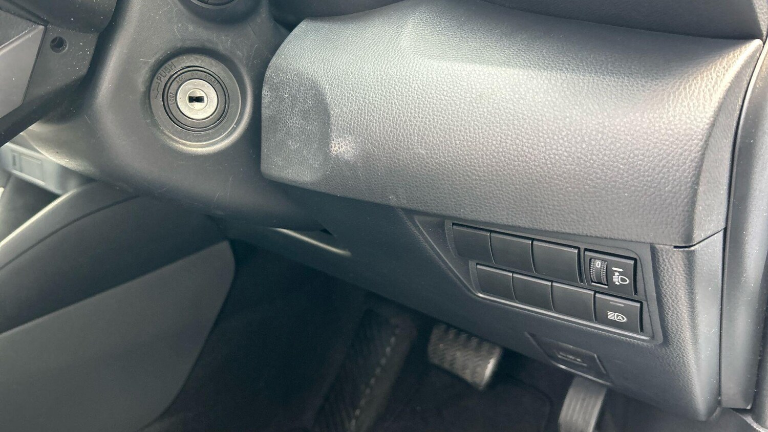 Used Toyota Yaris 2023 for sale - 77939596: Photo 34