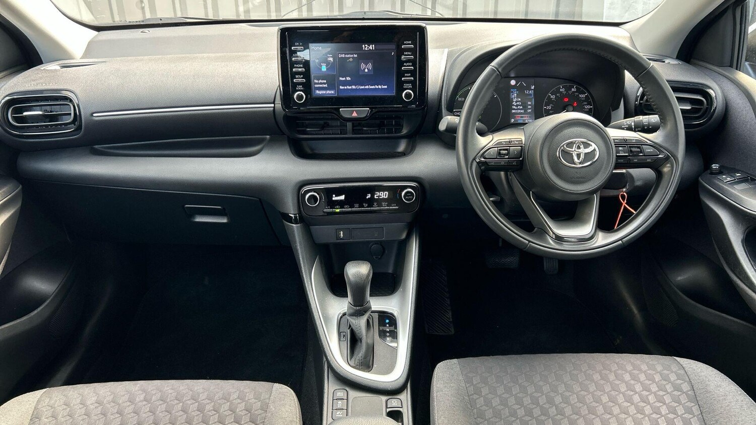 Used Toyota Yaris 2023 for sale - 77939596: Photo 9