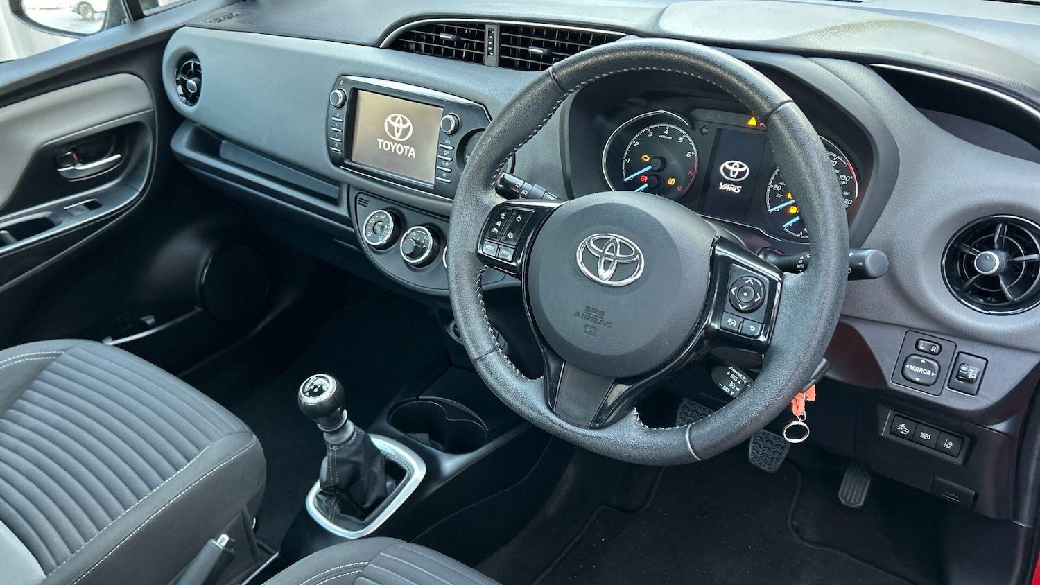 Used Toyota Yaris 2019 for sale - 77203735: Photo 10